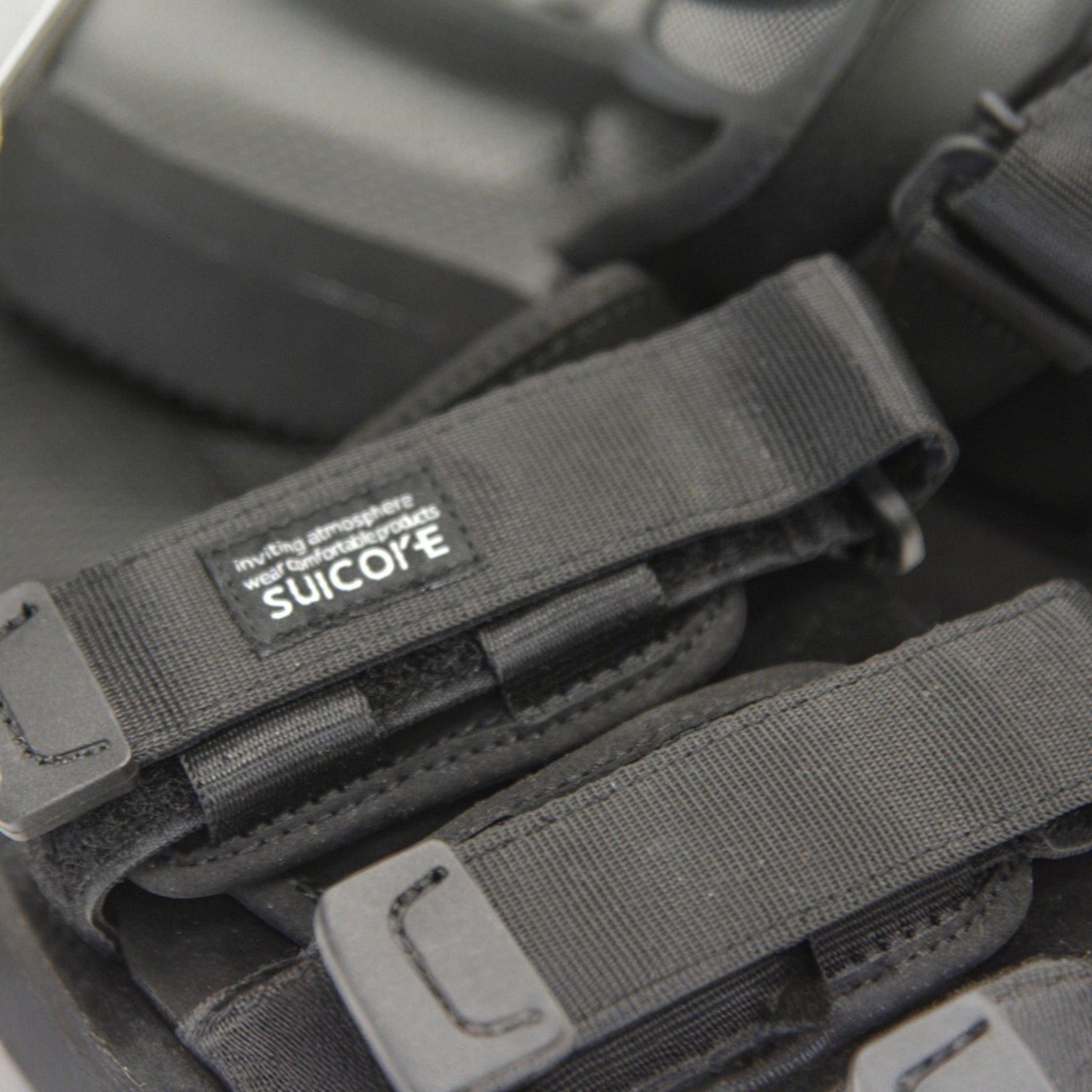 Suicoke nere 105418