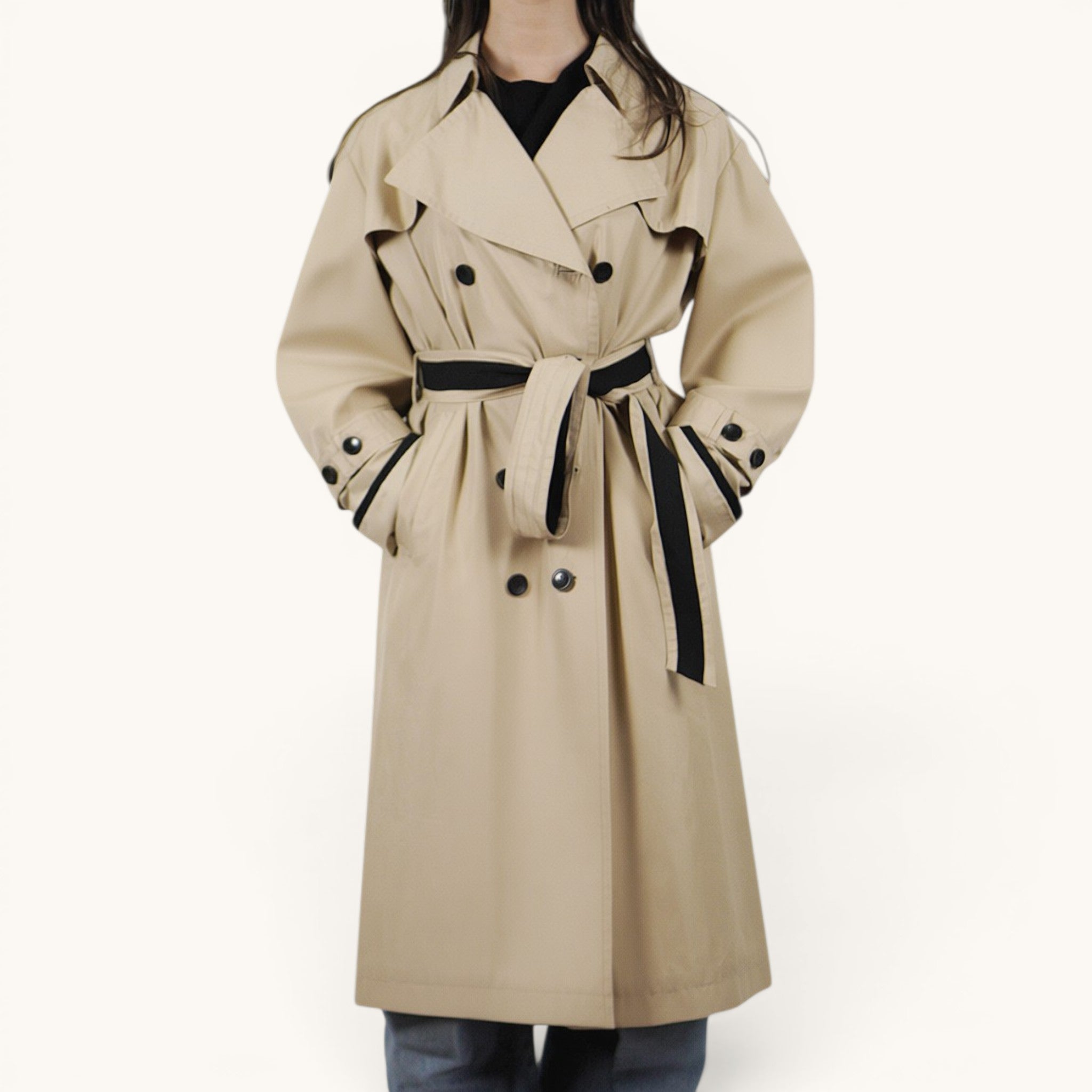 Numero 5 women's beige and black cotton-polyester blend trench coat with double-breasted closure and belt.