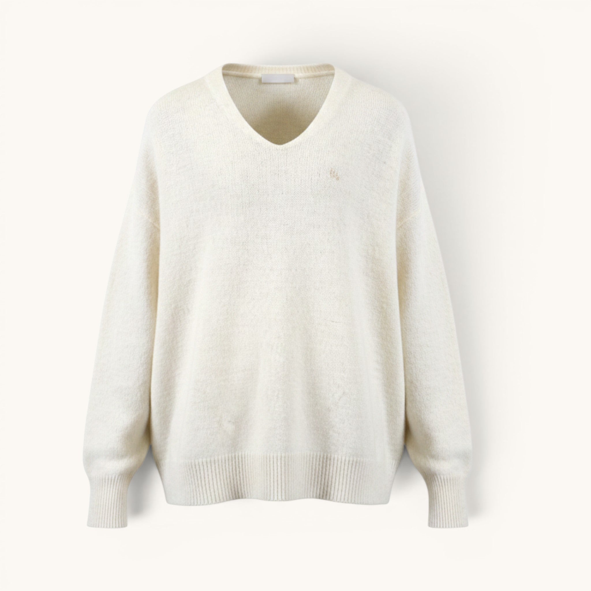 Numero 5 men's cream v-neck knit sweater with subtle logo detail, made from 50% acrylic and 50% virgin wool.