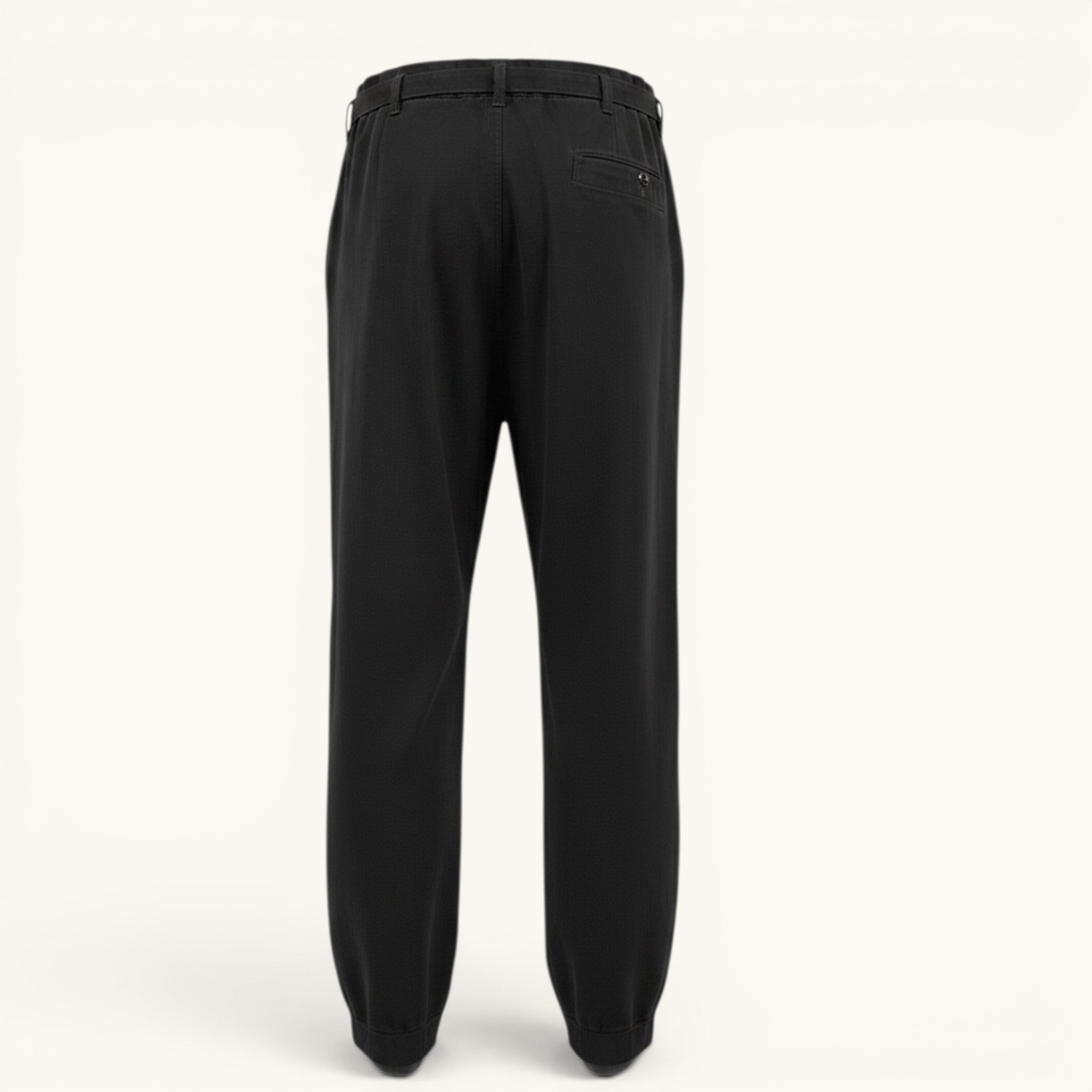 Numero 5 Lemaire black tailored trousers for men, regular fit, clean lines, summer season.