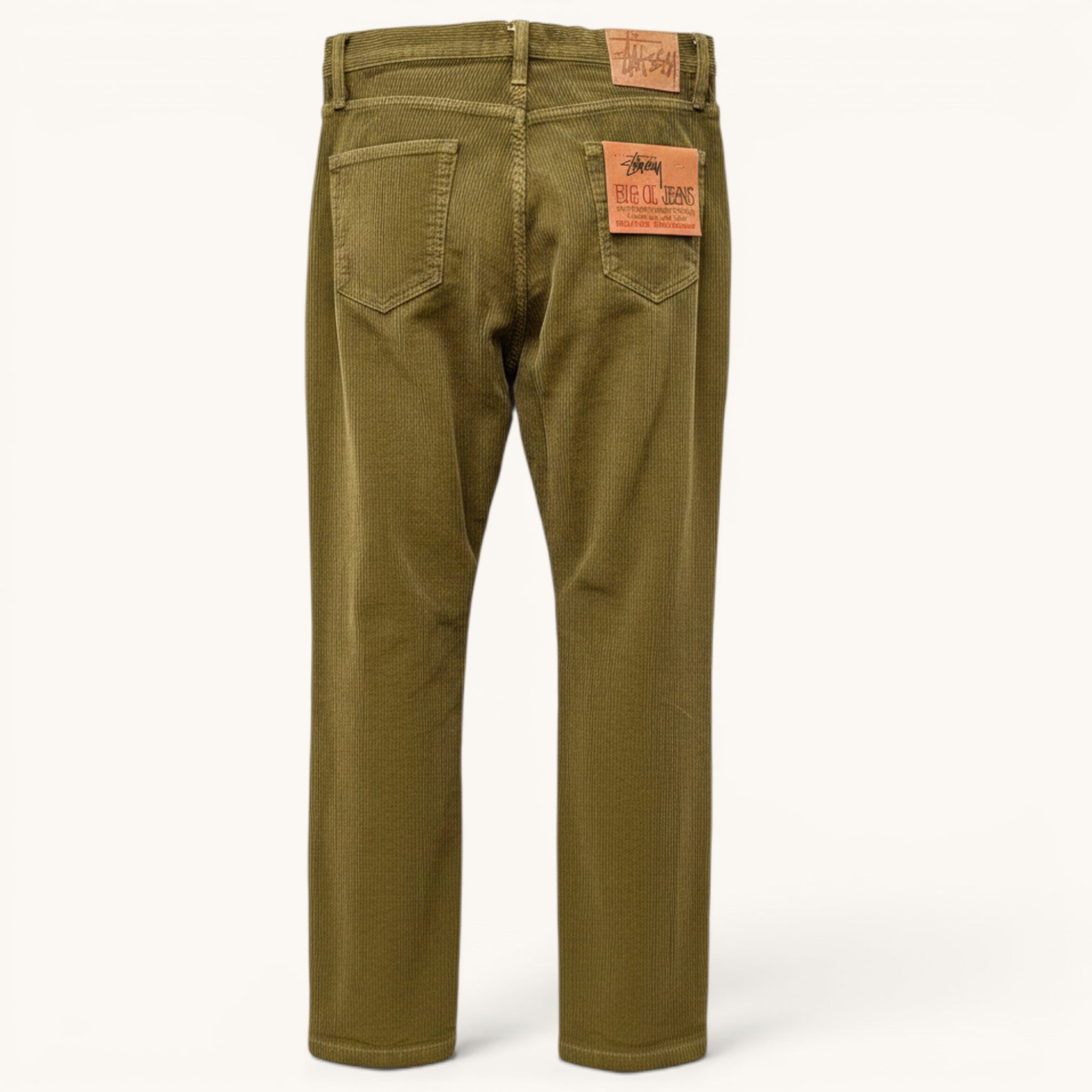 Numero 5 Pantaloni verdi Stussy in velluto a coste 100% cotone, vestibilità regolare, dettagli casual, stile invernale da uomo.