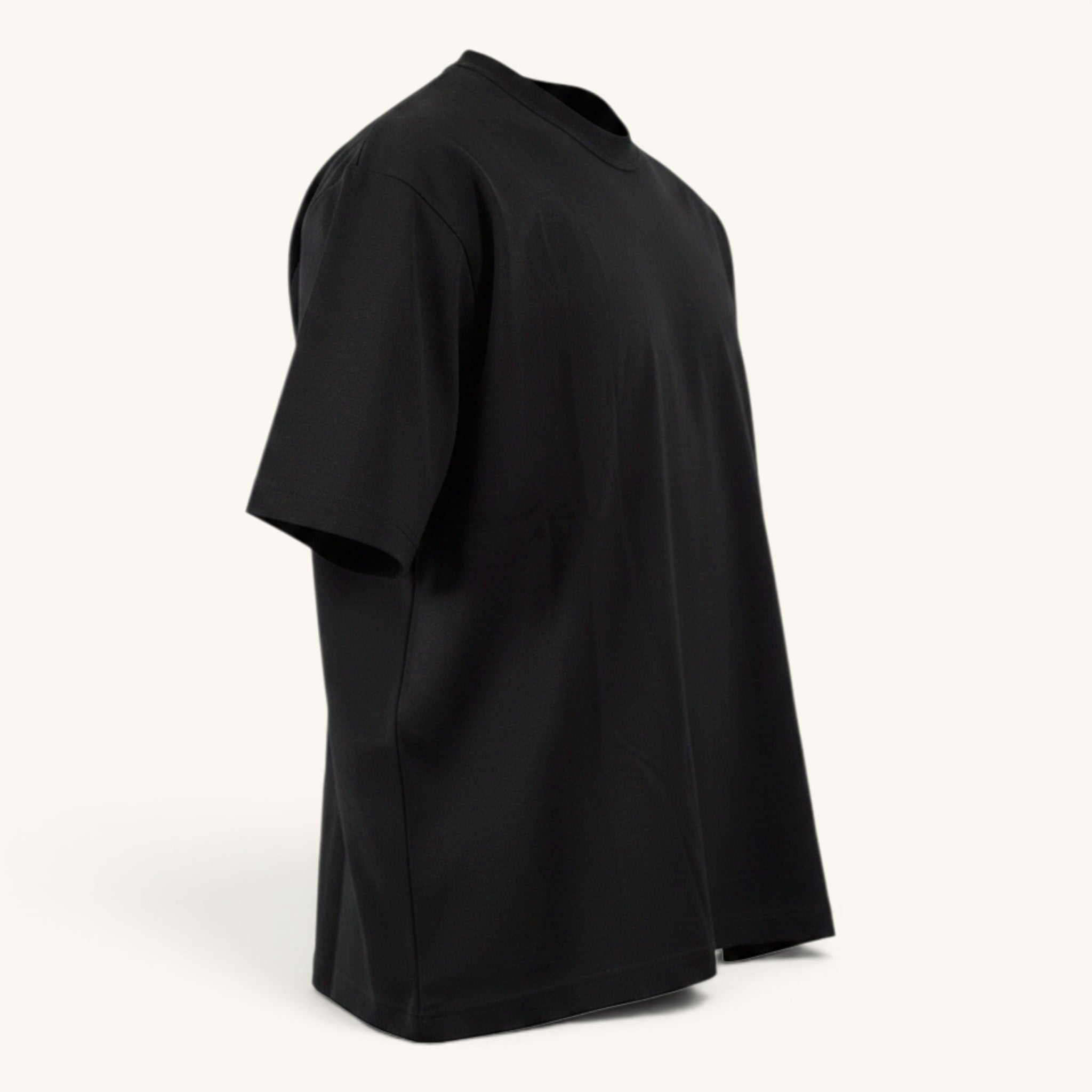Numero 5 T-shirt nera Sacai uomo in cotone, girocollo, vestibilità regular, design essenziale, ideale per l'estate.