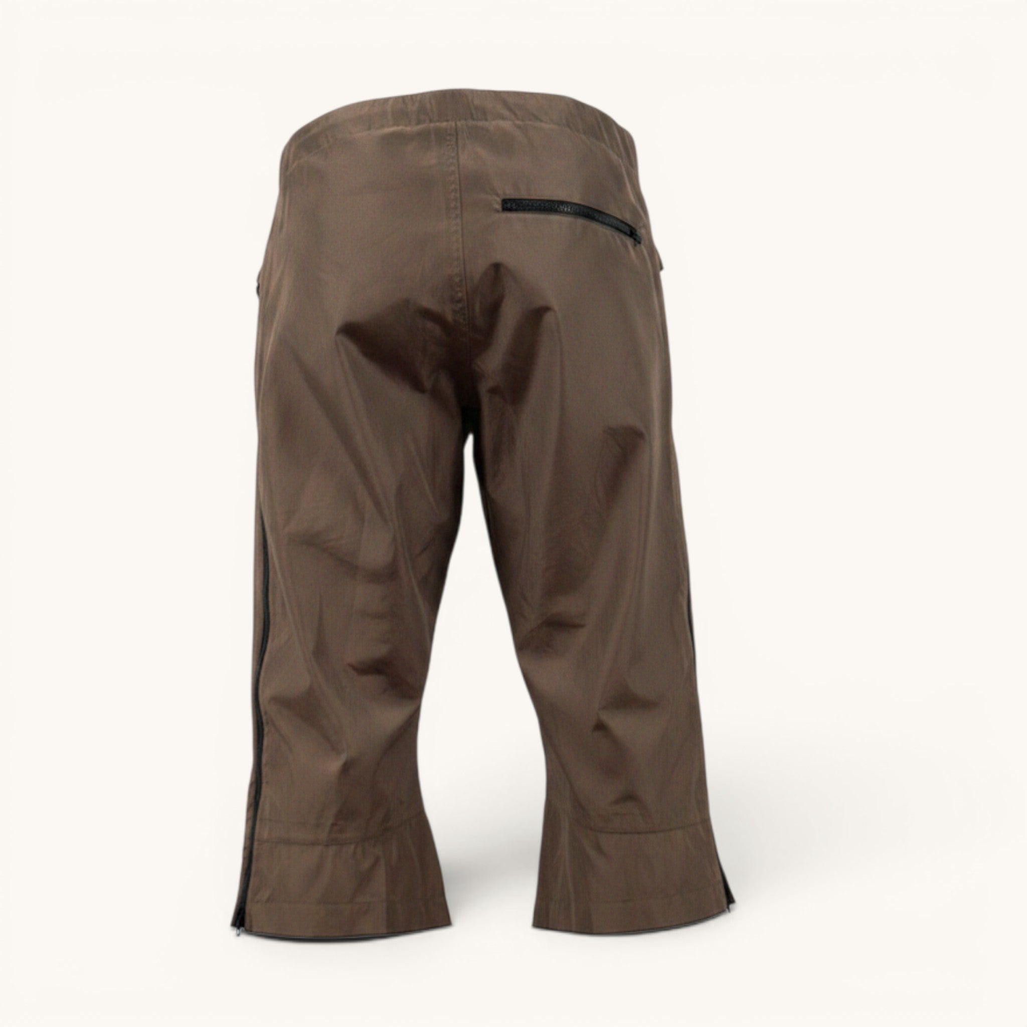Numero 5 men's taupe polyester Bermuda shorts with contemporary cut and zip details.