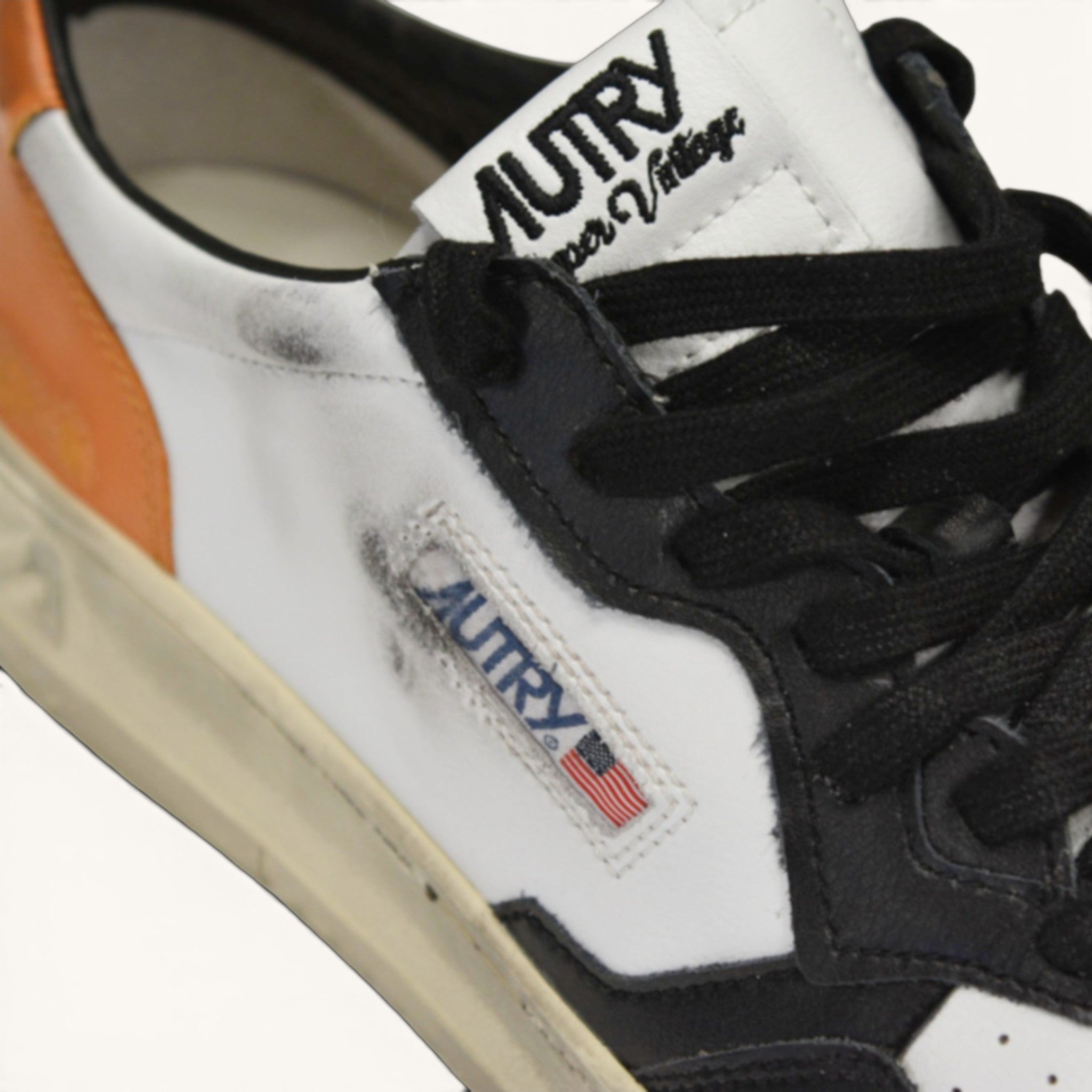 Autry bianche, arancioni  e nere 107994