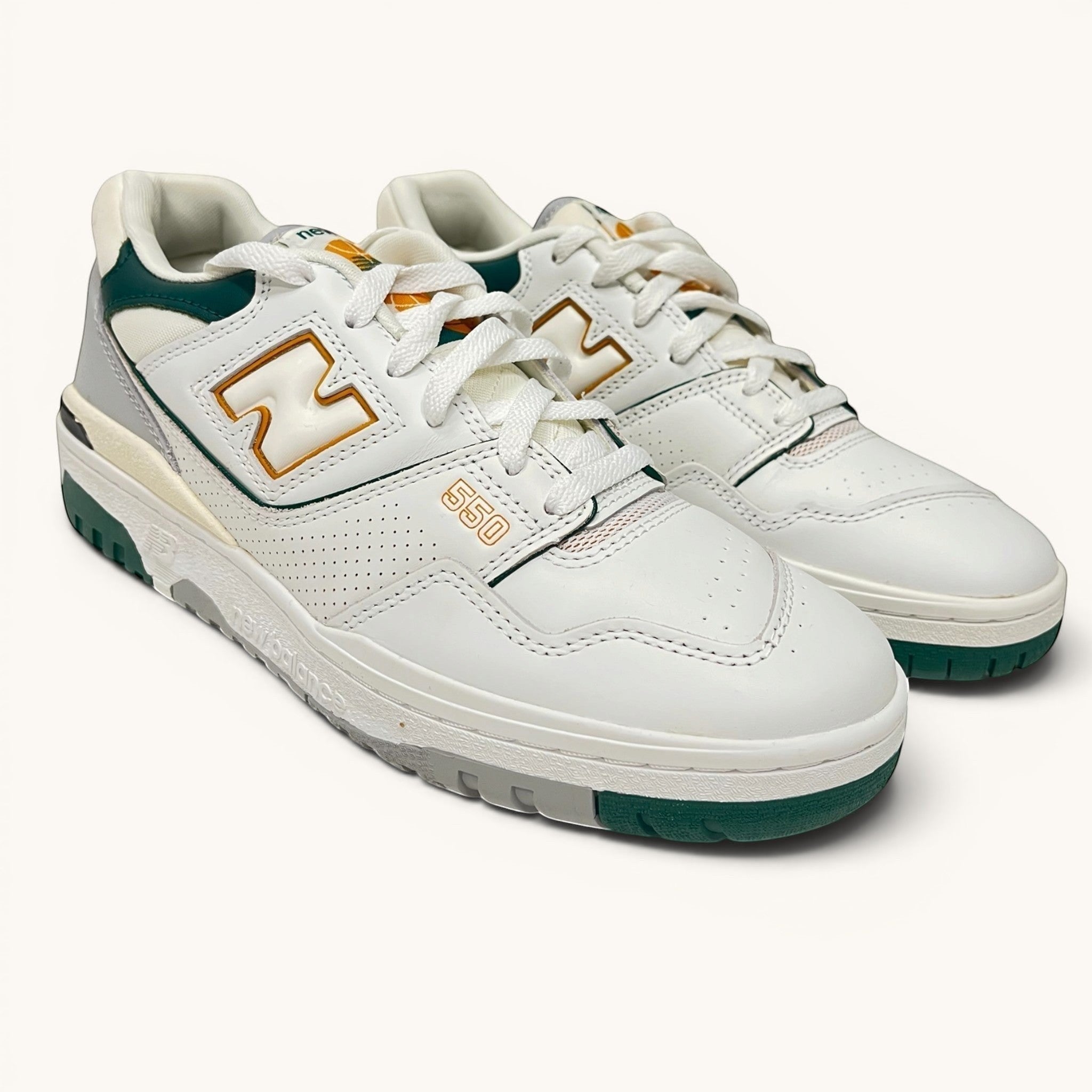 New Balance bianche, verdi e arancioni 105208