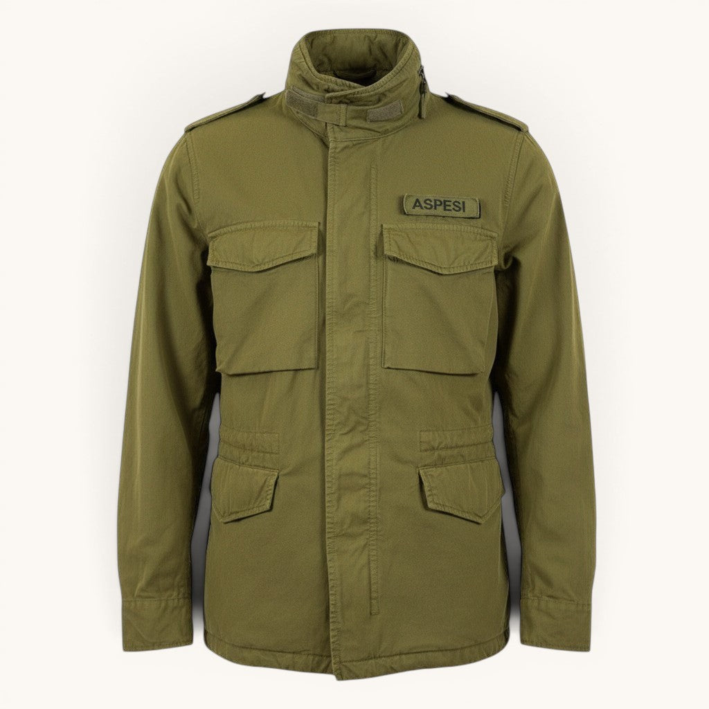 Numero 5 Aspesi green cotton field jacket for men with multiple pockets and epaulets. Spring-summer season.