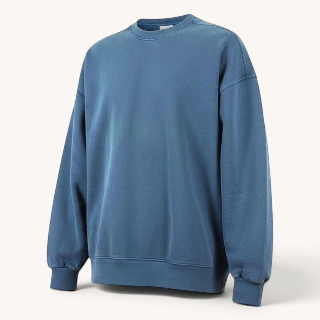 Numero 5 men's blue 100% cotton crewneck sweatshirt with a relaxed fit and soft structure.