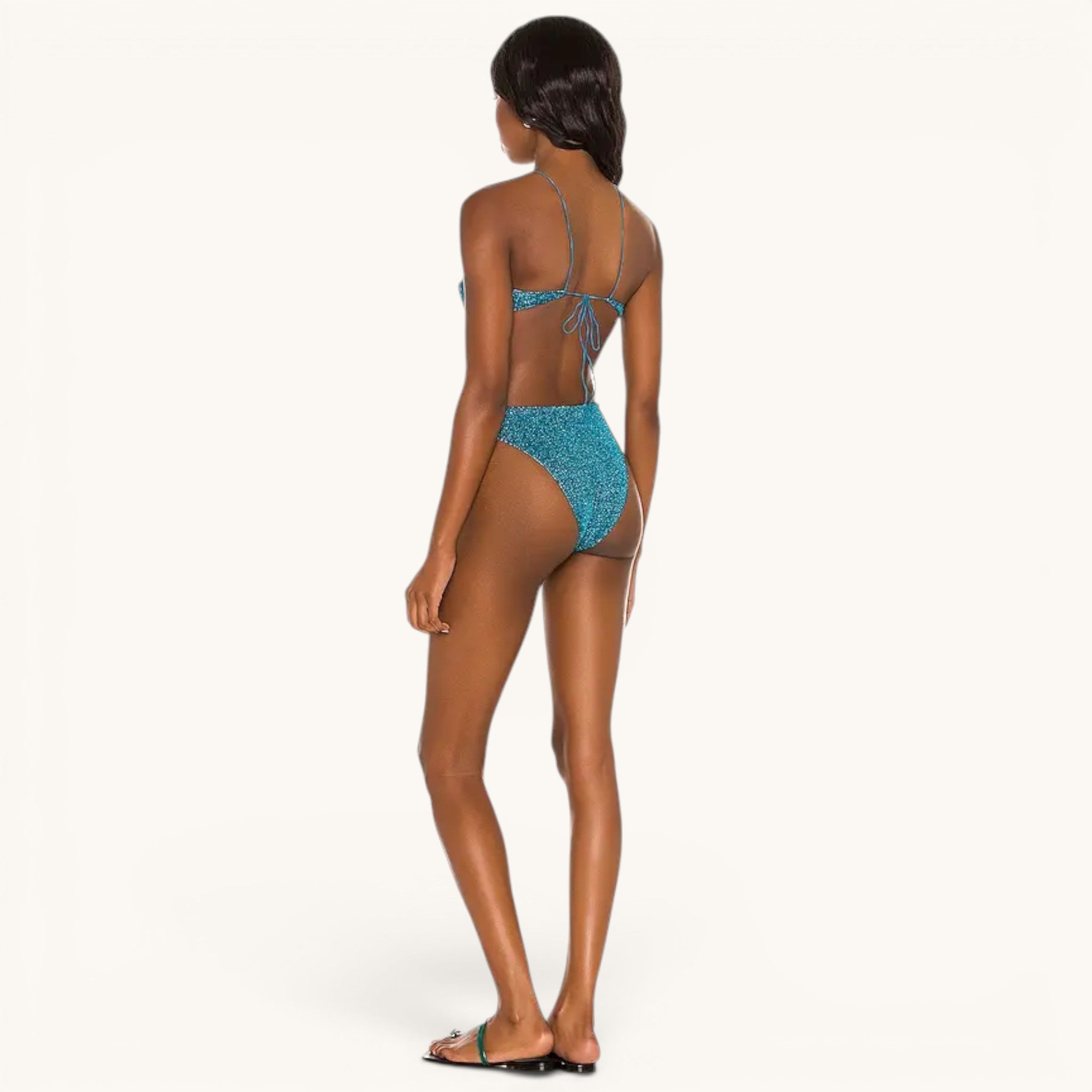 Numero 5 blue lurex bikini with minimal design and regular fit. Made of 64% polyamide, 36% lurex.