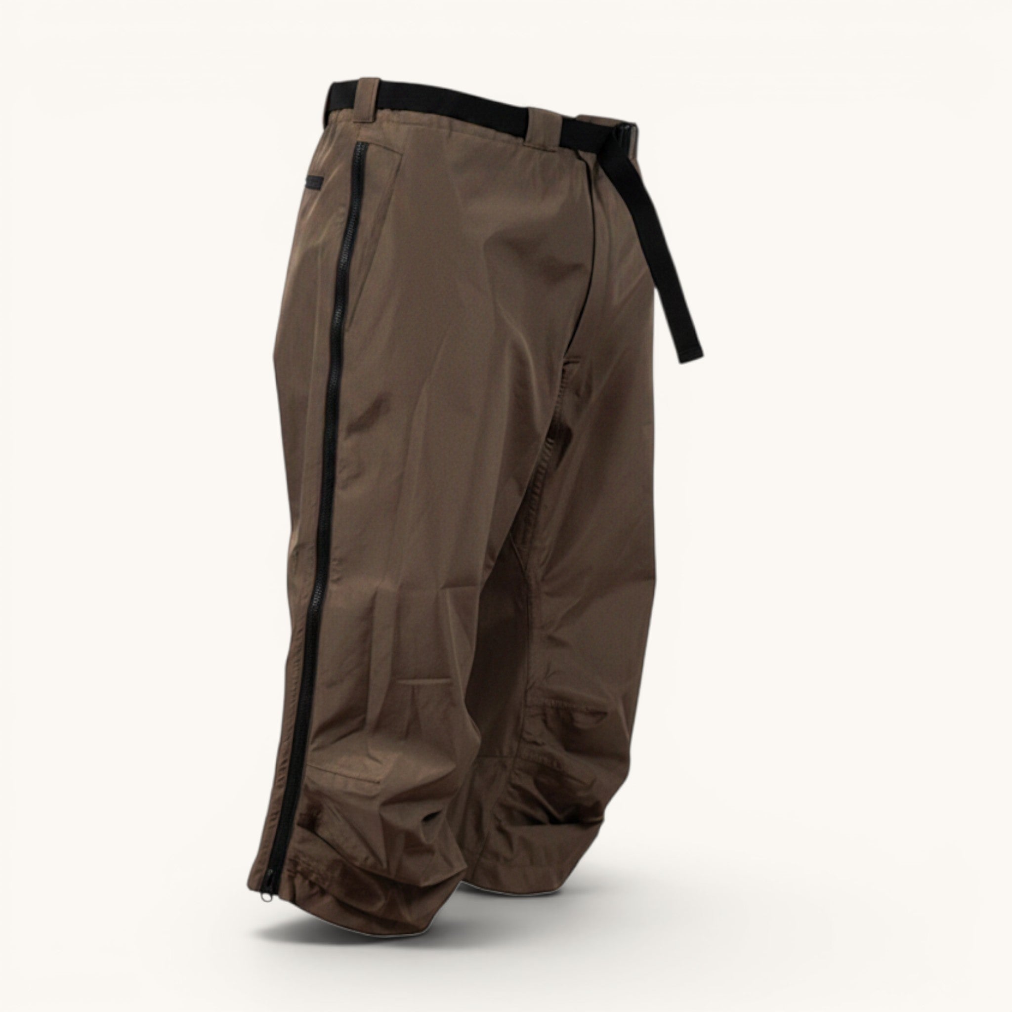 Numero 5 men's taupe polyester Bermuda shorts with contemporary cut and zip detail